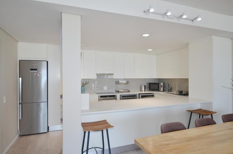 To Let 1 Bedroom Property for Rent in Dolphin Beach Western Cape